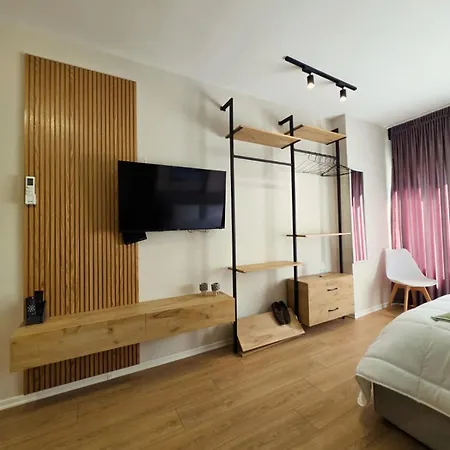Apartment Sea Nest Retreat Golem (Tirana)