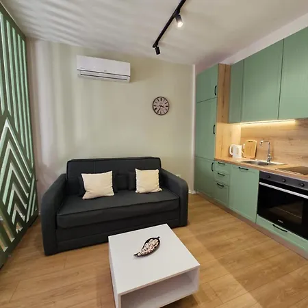 Sea Nest Retreat Golem (Tirana)